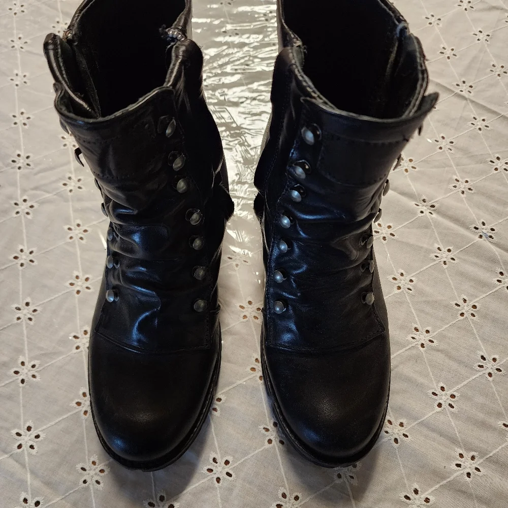 Bernie Mev Genuine Leather Military Combat Style Boots Size 39 Women's Size 8.5 - Picture 5 of 8